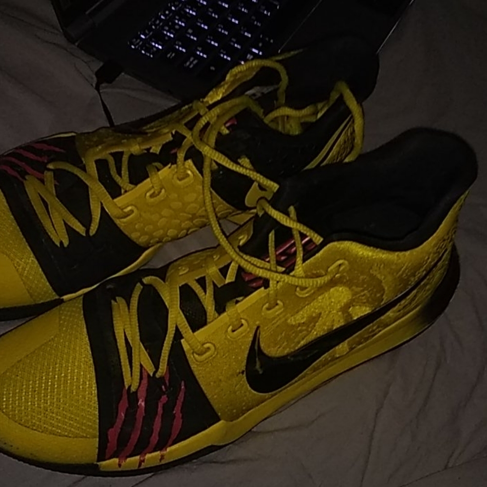 Kyrie Bruce kobe Limited edition